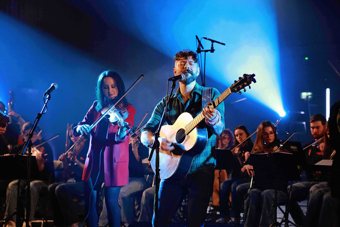 Niall Mc Cabe and members of Beoga with Music Generation Trad Collective